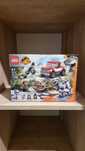 Lego Jurassic World 76946 Schwytanie Welociraptorów.
