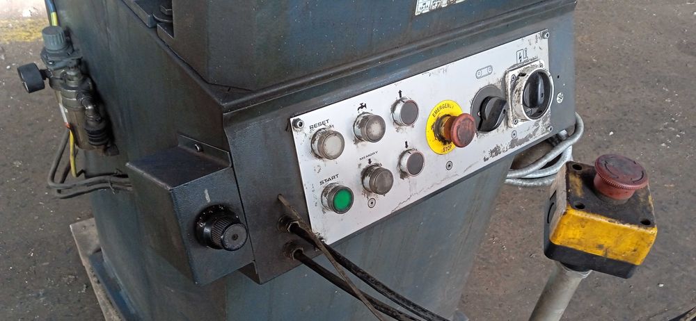 Półautomatyczna piła tarczowa do metalu Metallkraft MKS 350 H