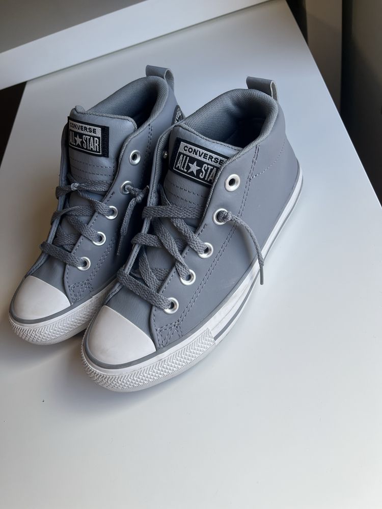 Sapatilhas Allstar tamanho 34