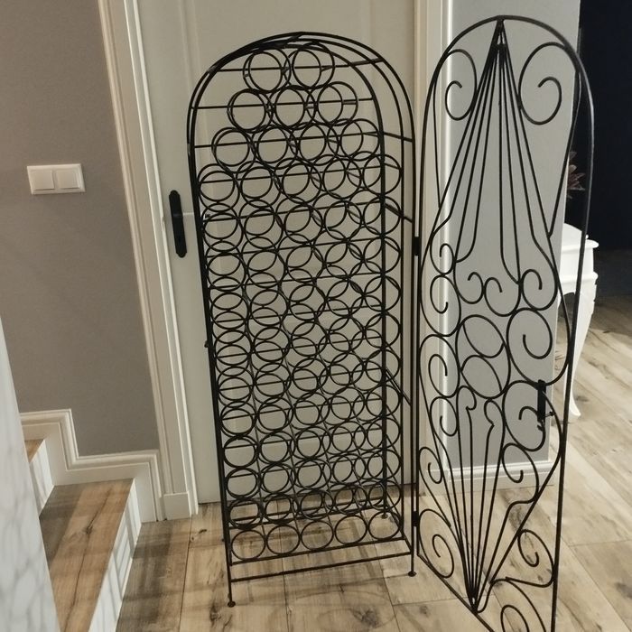 Metalowy stojak , szafka na wino