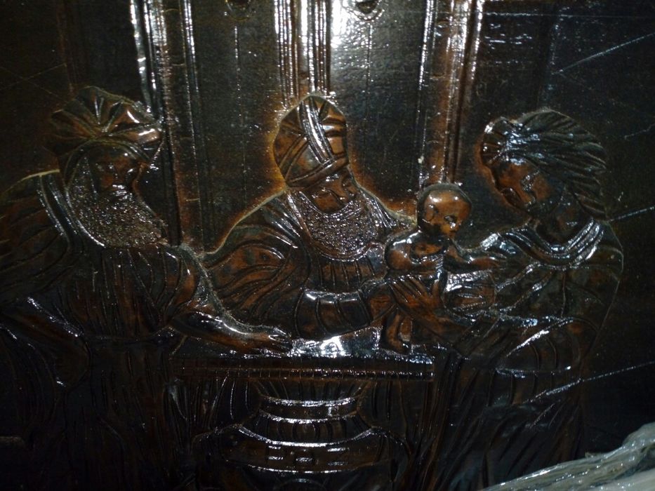 Quadro em madeira pau preto,  grande dimensão