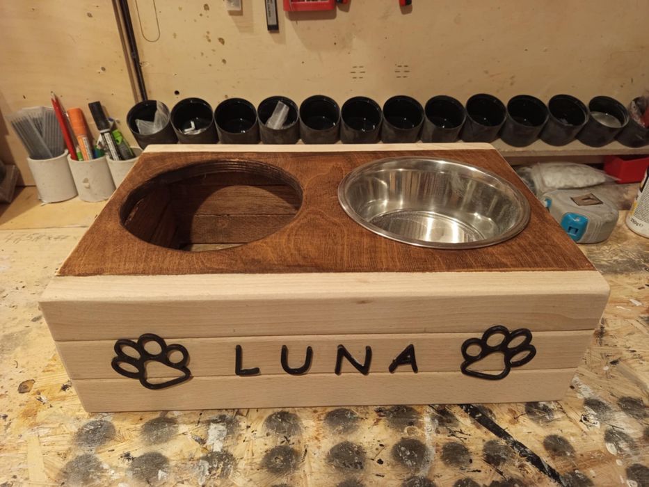 Drewniana miseczka z imieniem twojego pupila