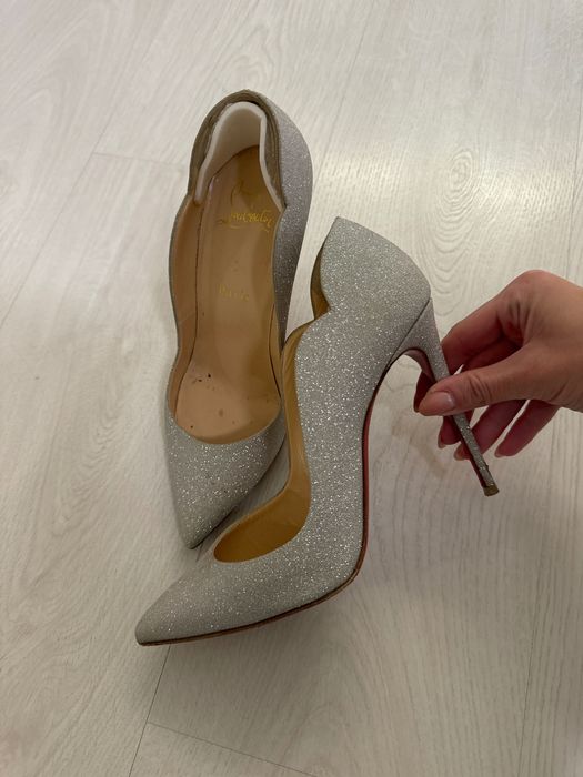 Оригінальні туфлі Christian Louboutin