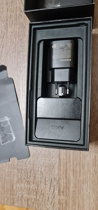 Samsung Note 20 ultra  12/512 gb IDEALNY GRATISY
