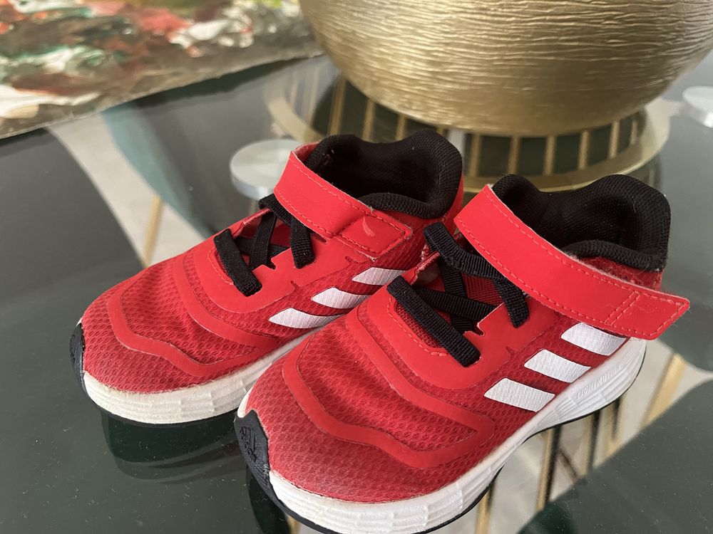 Adidas Lightmotion 22