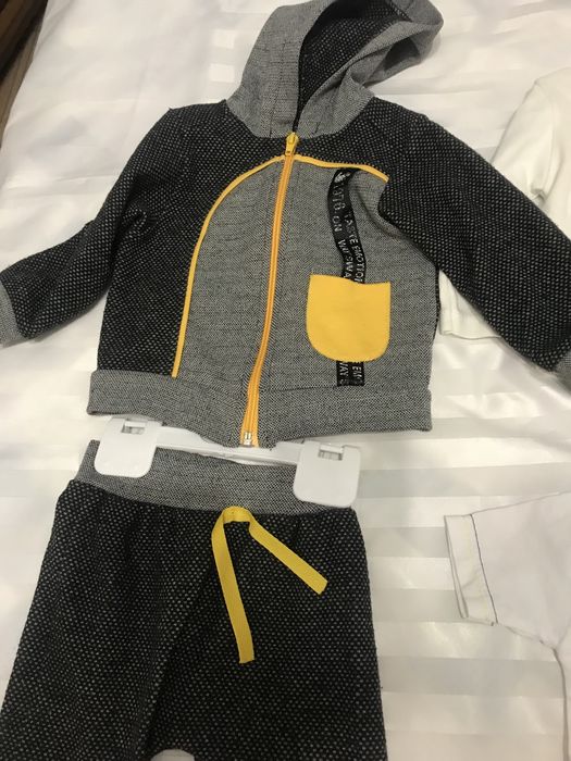 Детские вещи на мальчика 10-12месяцев