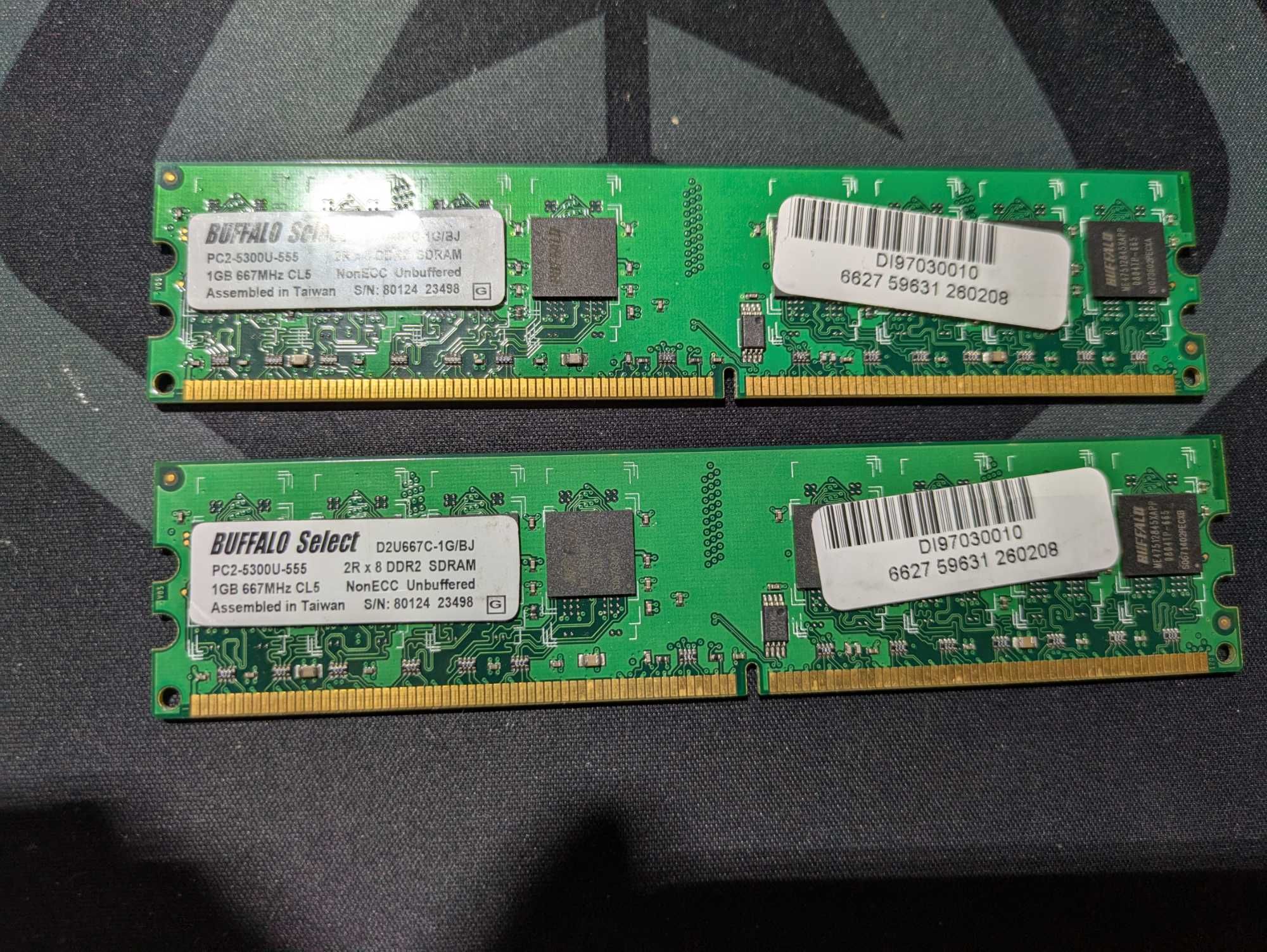 memória RAM DDR2  2 GB (1+1)