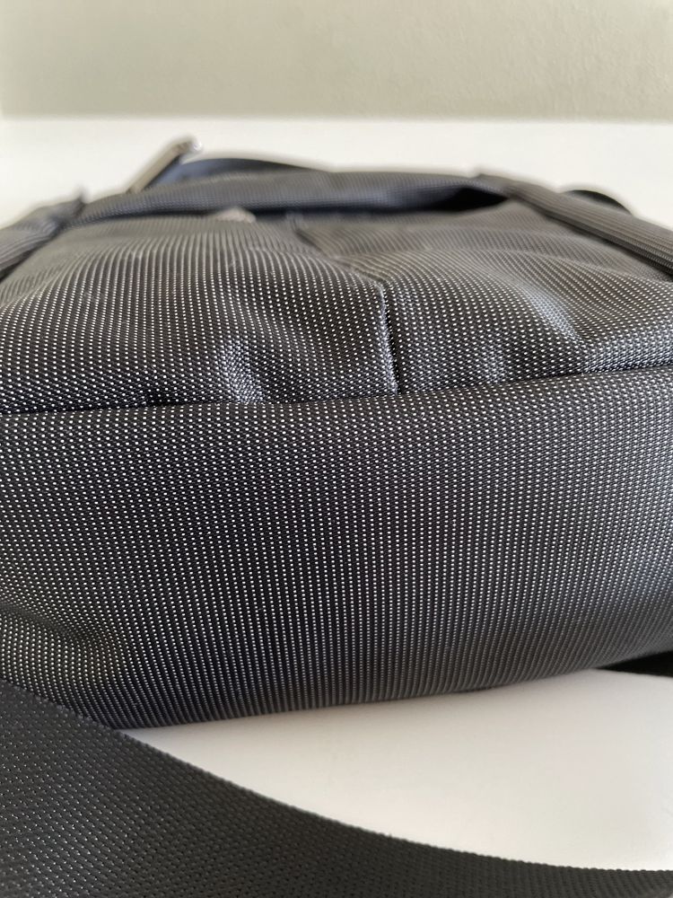 Bolsas tiracolo de cor cinza mesclada masculino ou feminino