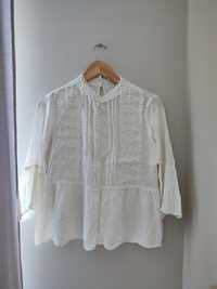 Biała haftowana bluzka
