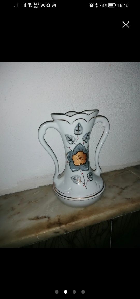 Jarra de porcelana