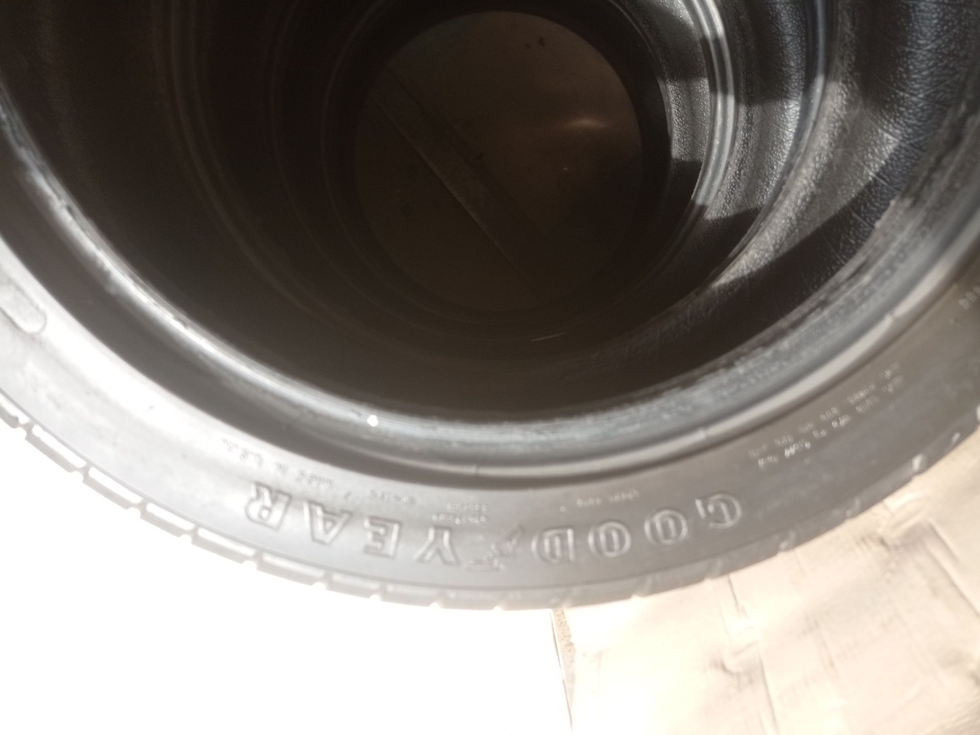 Шины, покрышки, резина 225/45 R17 Good Year