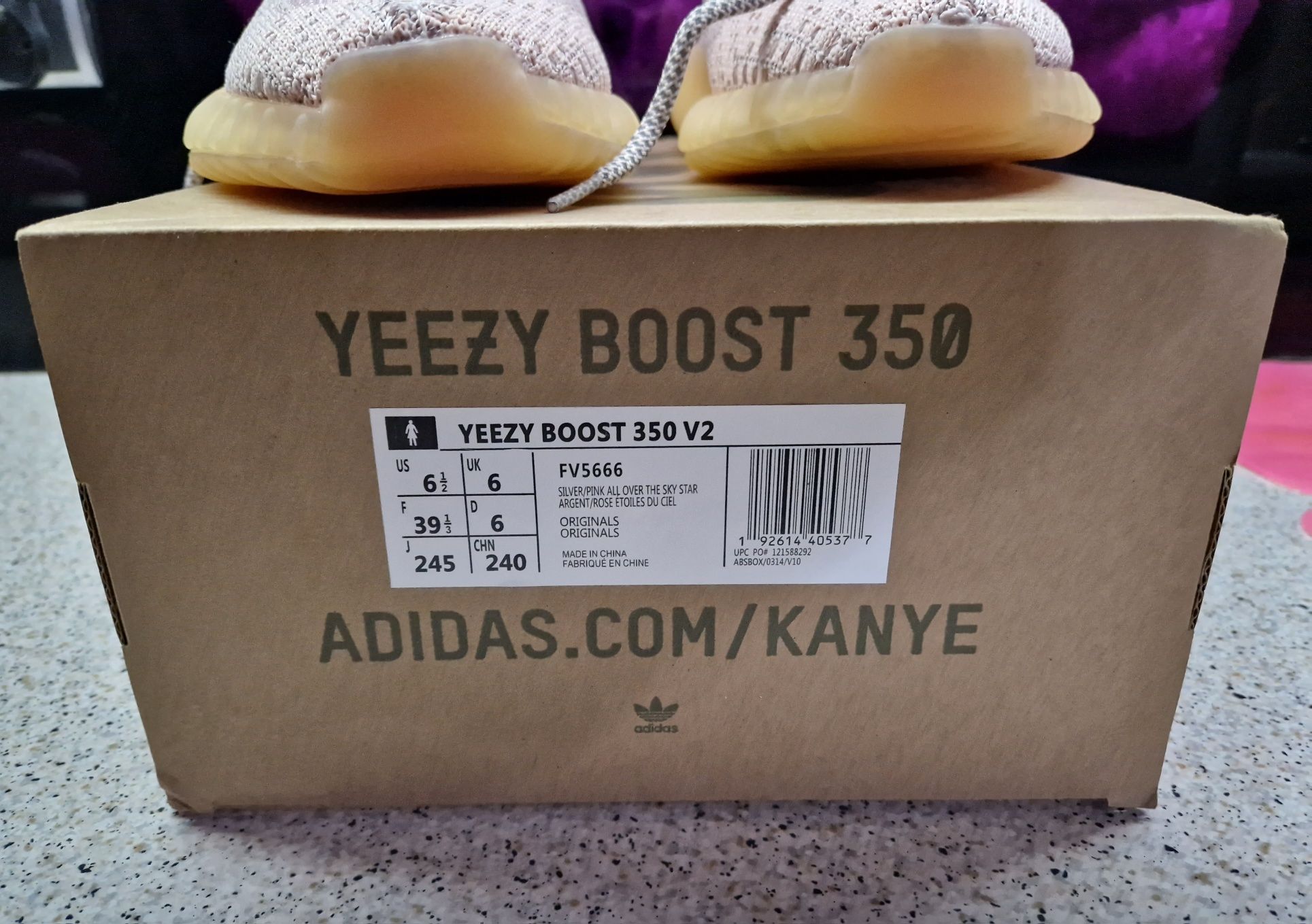 Adidas Yeezy boost 350 V2 roz 39 25cm