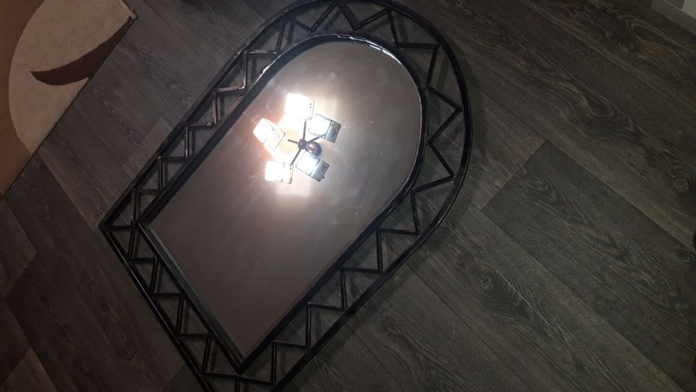 Кованое зеркало ручной работы