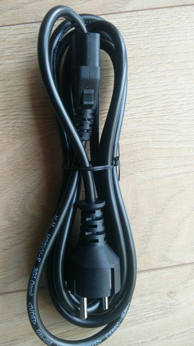 Cabos power macho ou fêmea