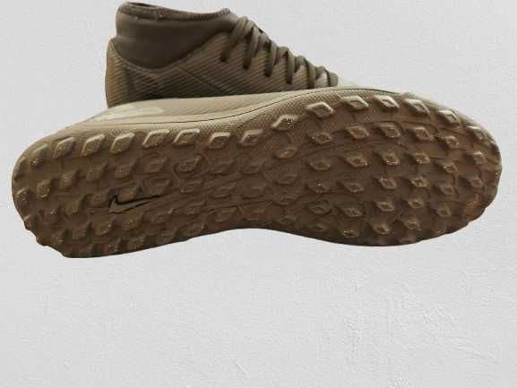 Buty piłkarskie Nike Mercurial r. 42 – jak nowe, założone raz