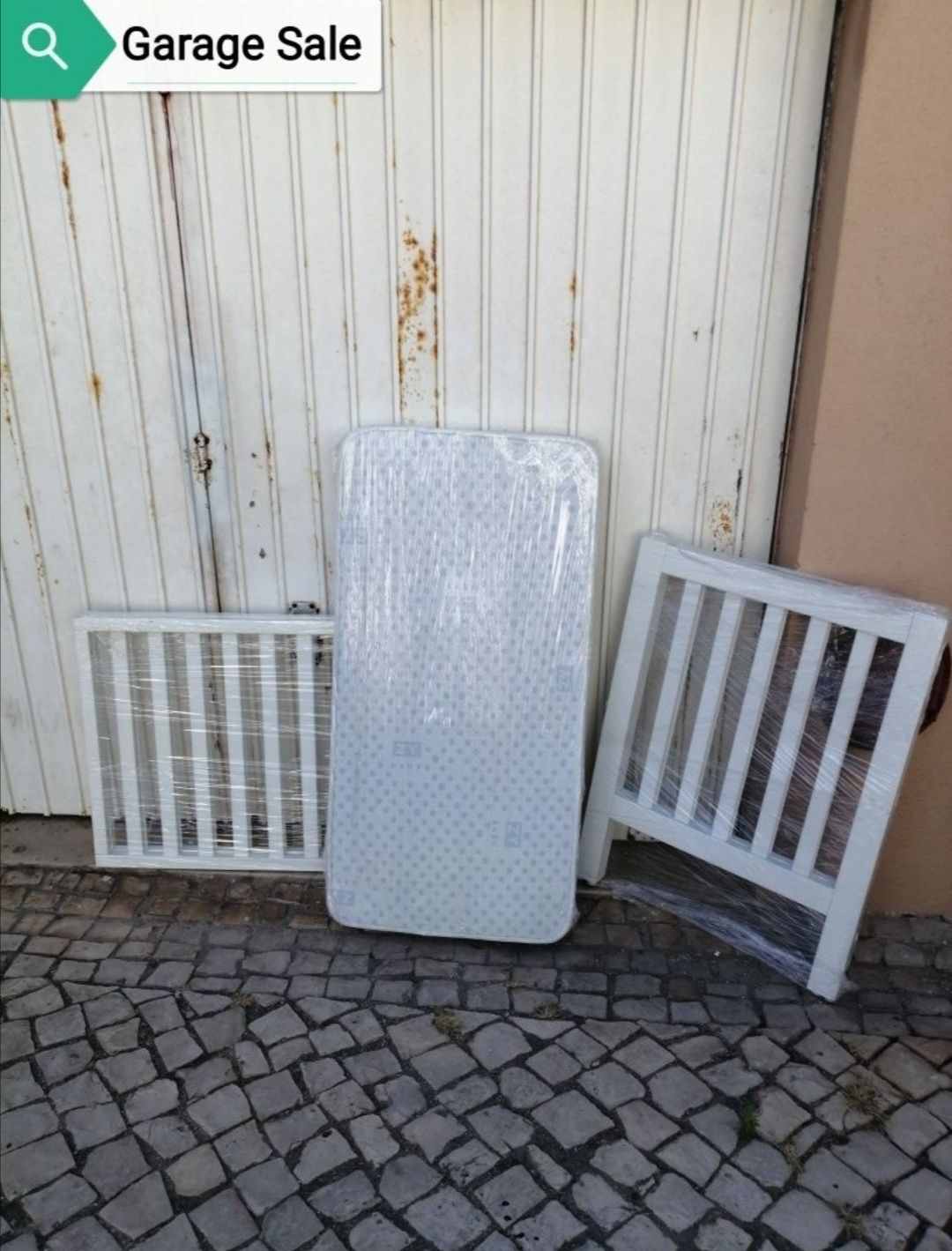 Cama de bebé 120x60cm, com colchão