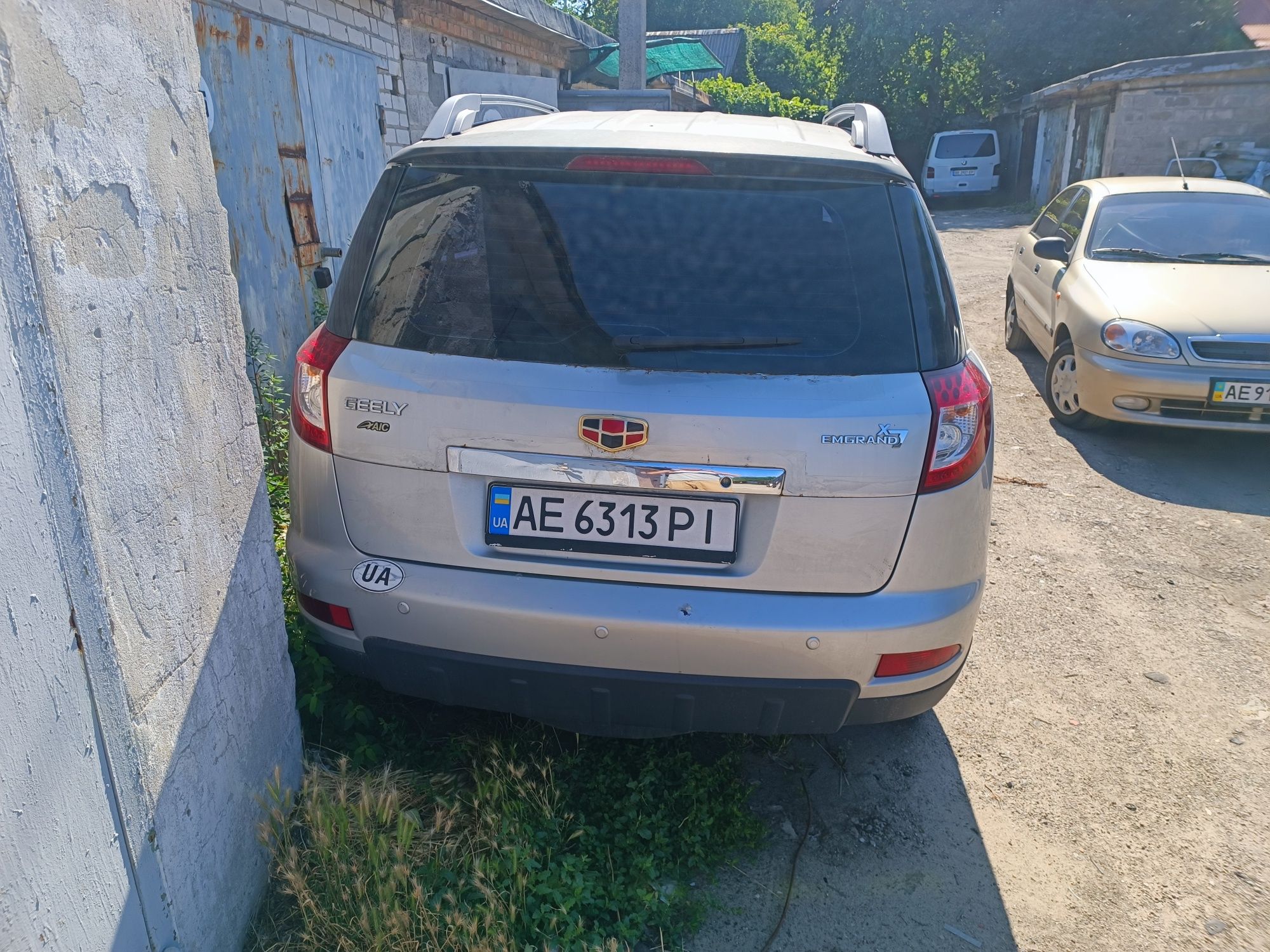 Geely Emgrand X7 2013