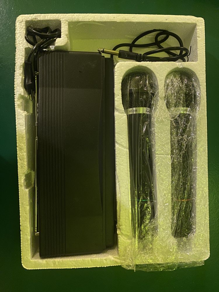 Dwa mikrofony k&k at-306
