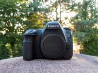 Canon EOS 6D body + grip Newell, 2x bateria, pudełko – stan bdb
