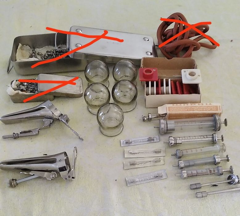 Медицинские банки , зеркало  Куско , градусники СССР