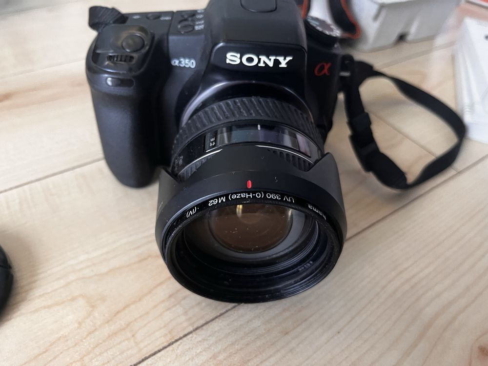 Lustrzanka Sony alfa 350 - 2 obiektywy (minolta+sony), 2 karty, etui