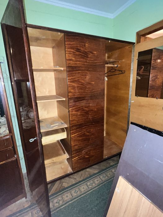 Віддам безкоштовно меблі/самовивіз