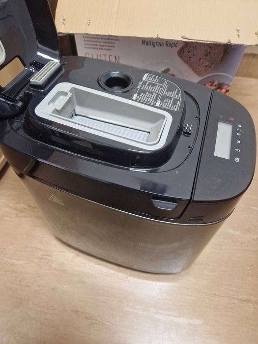 Opiekacz/Wypiekacz do chleba PANASONIC SD-ZX2522 mało używany