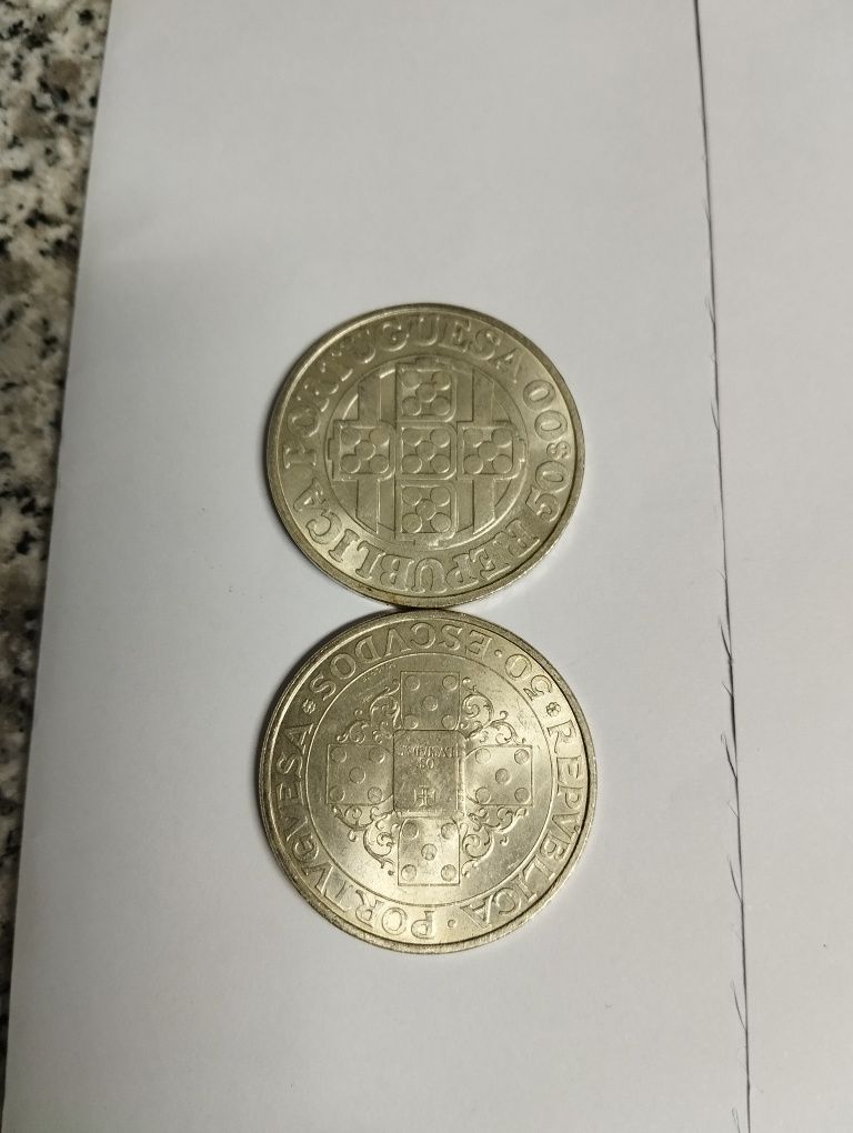 Moedas de 50 escudos de prata