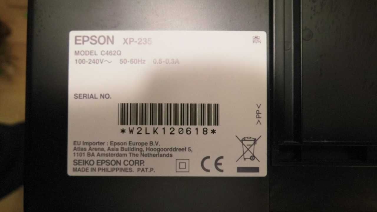 Sprzedam drukarke wielofunkc.atrament EpsonXP235 kolor uszkodzona