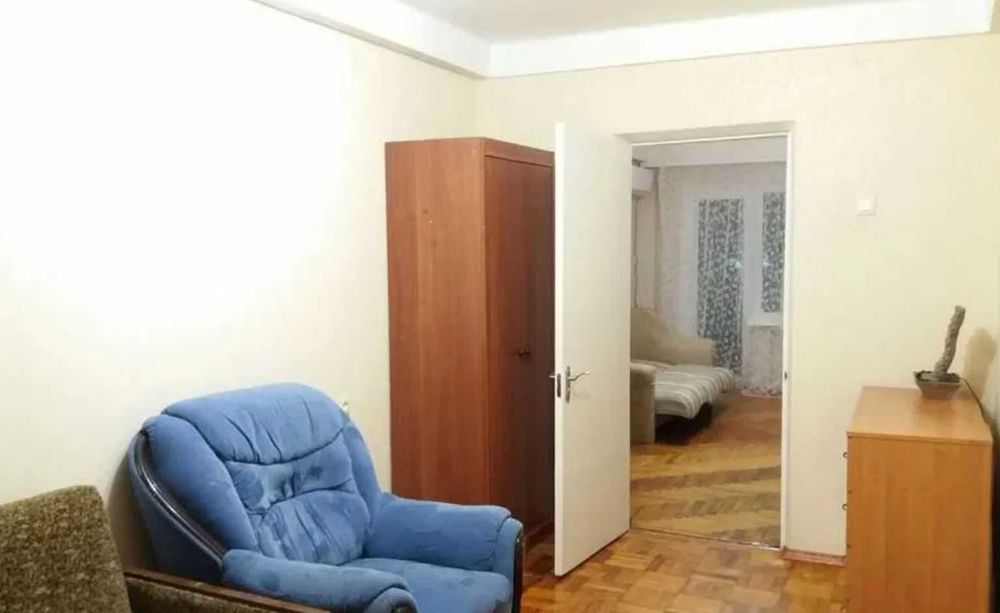 Продается 4-х комн. квартира по ул. Украинская, дом возле Проспекта