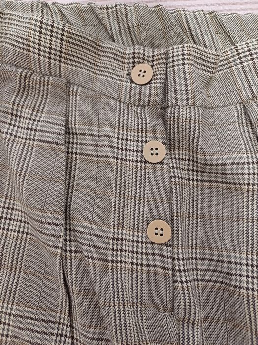 Calças Beges Riscas