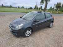 Renault Clio 1.6 benzyna 2006r Klimatyzacja Grzane Fotele