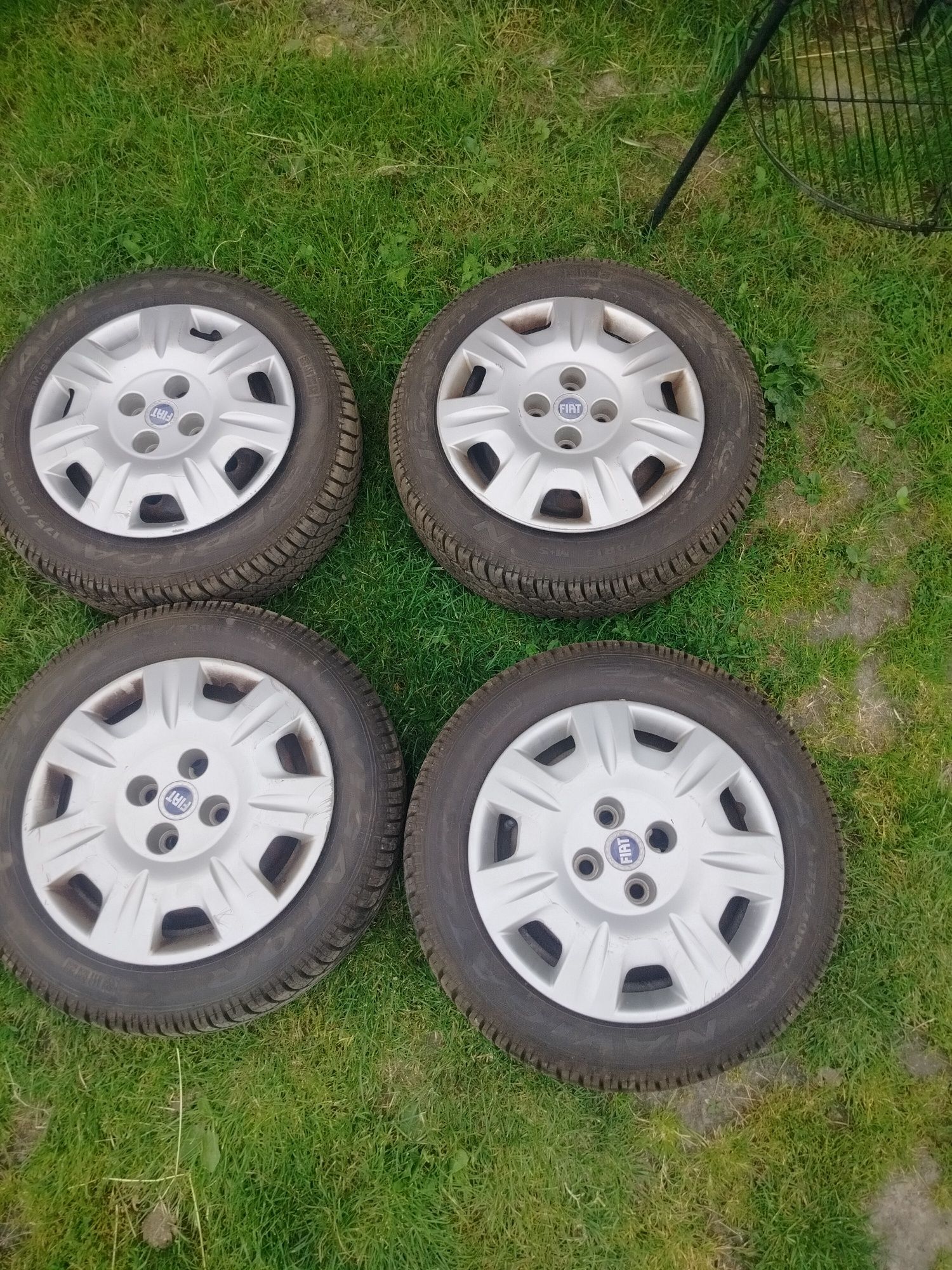 Koła fiat Albea  13" 175/70 4x98 opony wielosezonowe 2022r