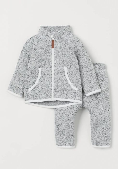 Костюм на флісі,піддіва H&M