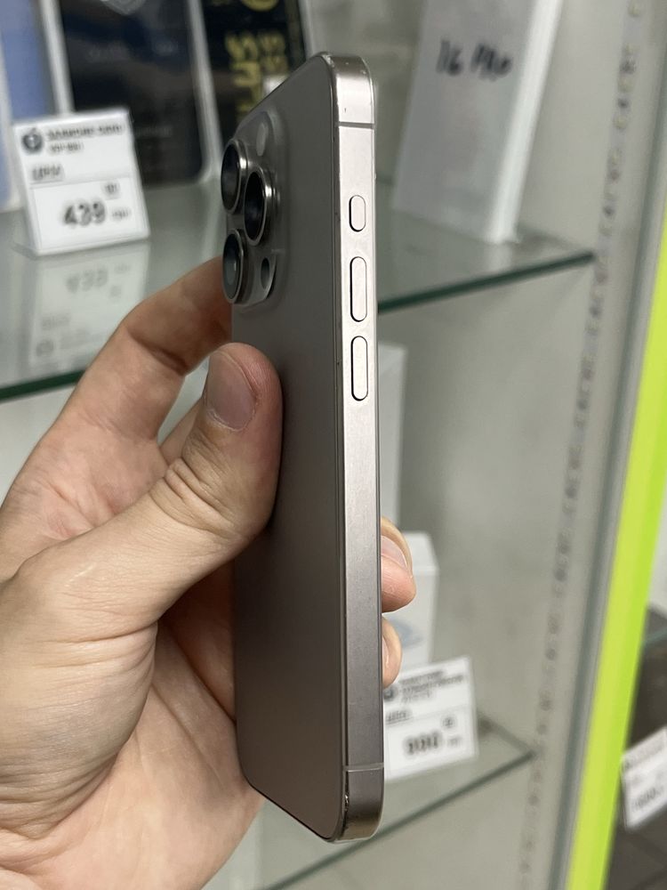 iPhone 15 Pro 256 gb eSim акб 91% titanium neverlock телефон айфон