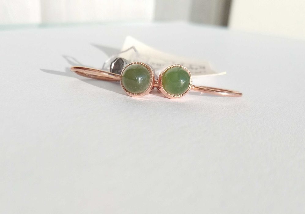 Нові вінтажні сережки з натуральним нефритом.  Срібло позолочене - 925