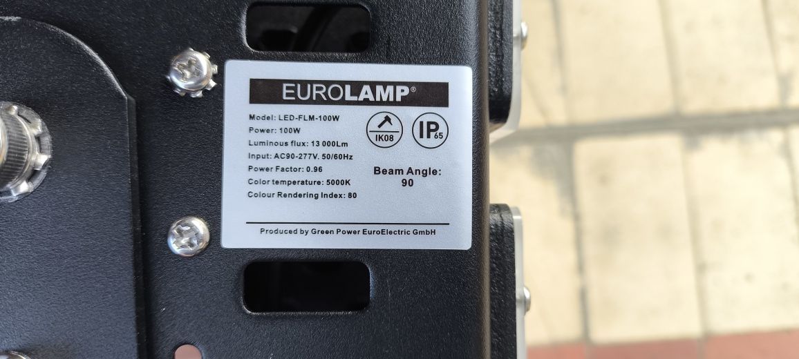 Прожектор EUROLAMP FLM-100W