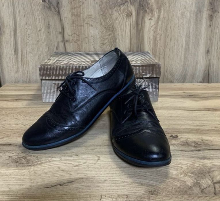 Туфлі MIDA жіночі (натуральна шкіра, р. 38-39)