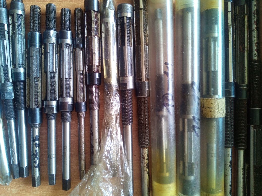 Rozwiertaki nastawne NRZe od 9,7 do 50 mm