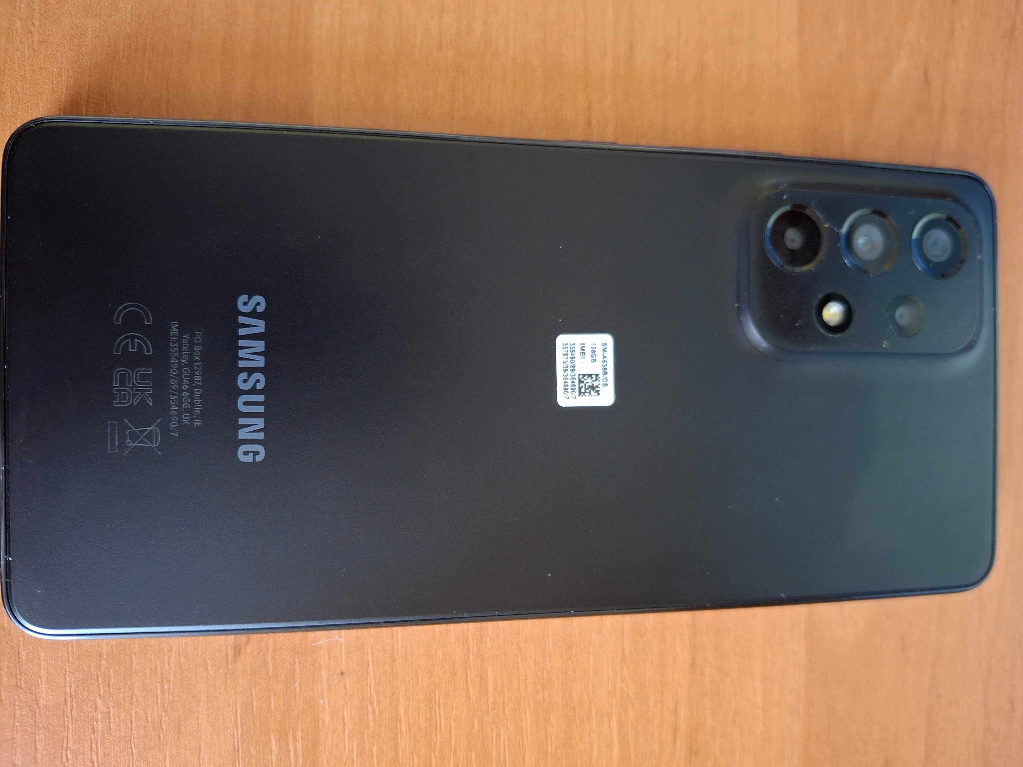 Smartfon Samsung Galaxy A53 5 GB czarny jak nowy