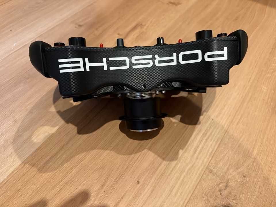 Zestaw do wyścigów symulowanych Fanatec pod McLaren CSL DD (8nm)
