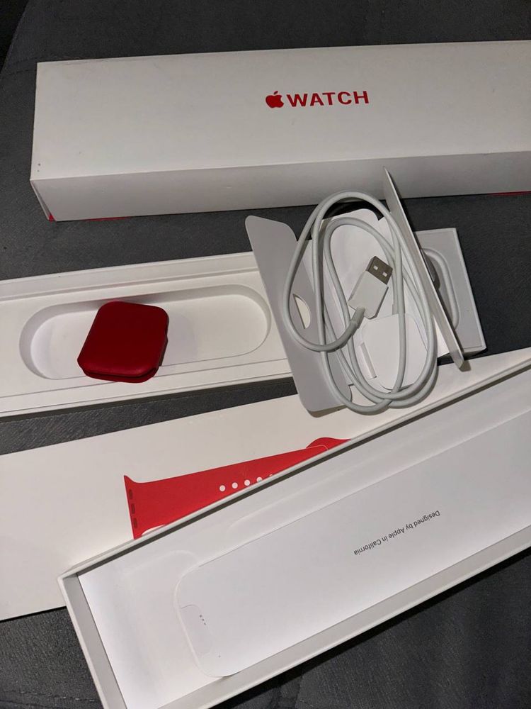 Apple Watch 6 44mm product red повний комплект