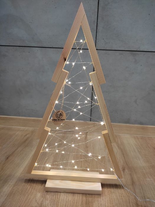 Choinka Drewniana LED 60cm – 50 Lampek – Ozdoba Bożonarodzeniowa HIT