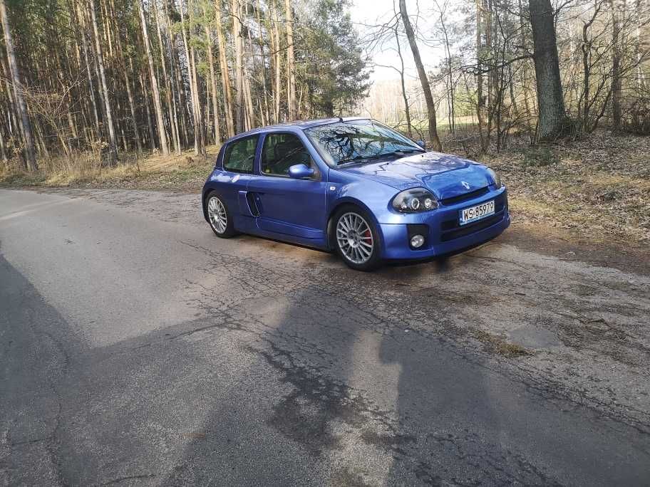 Renault Clio V6  tylko 40.000km przebiegu możliwa zamiana