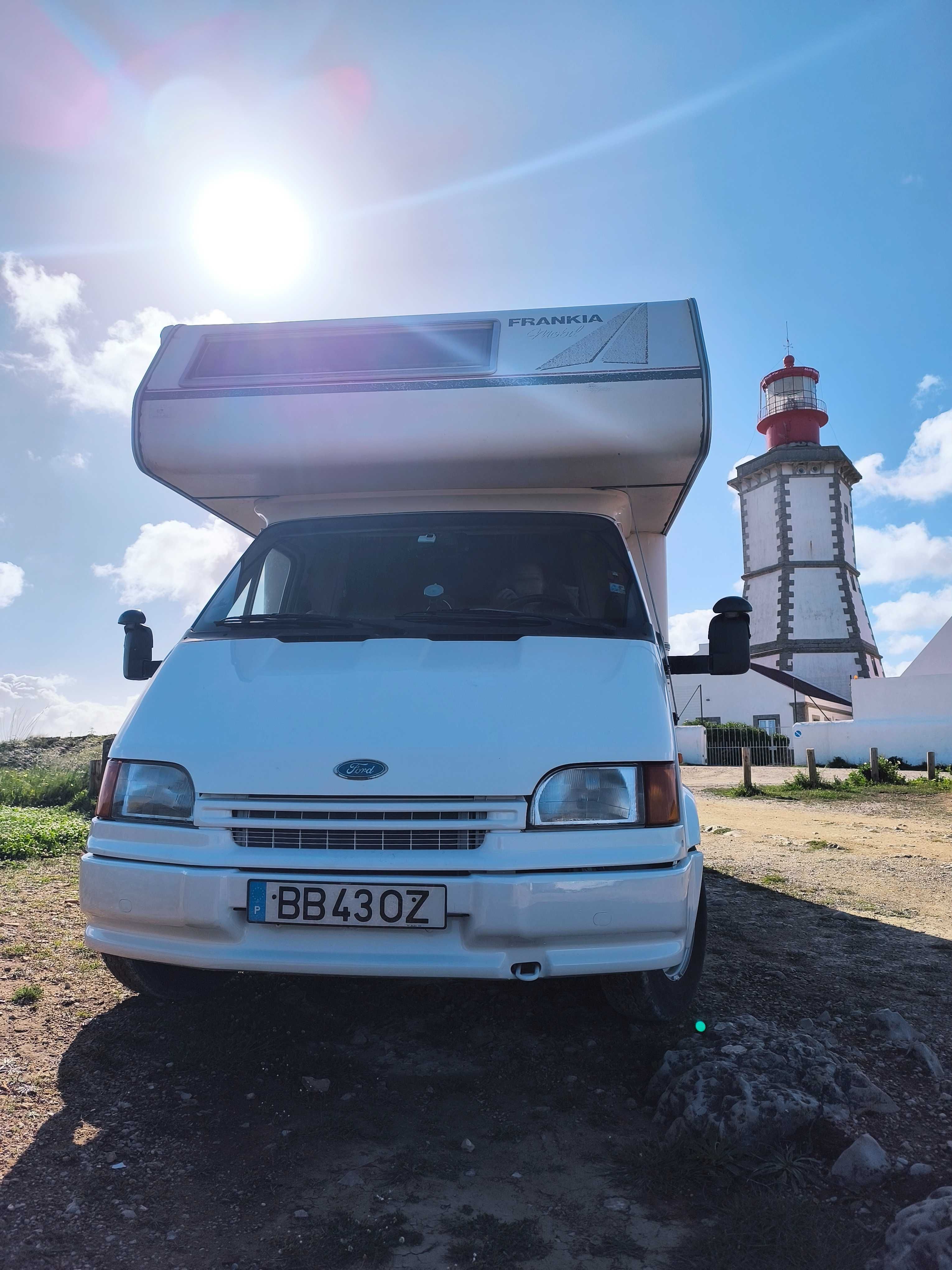 Autocaravana Ford Transit