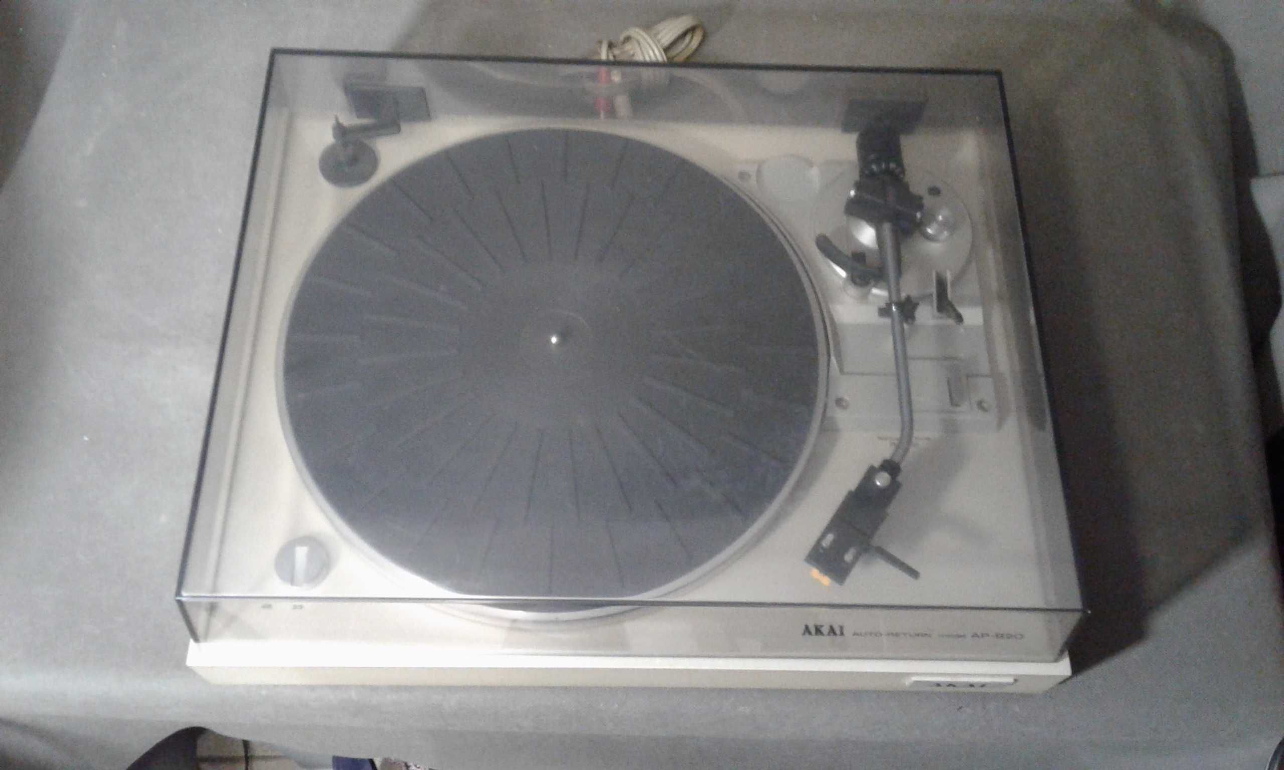 AKAI AP-B20C,gramofon stereo