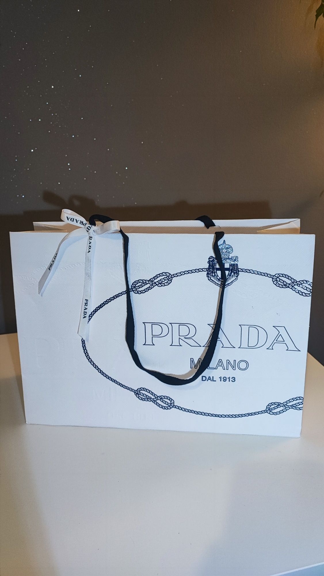 Torba papierowa Prada że wstążką torebka prezent