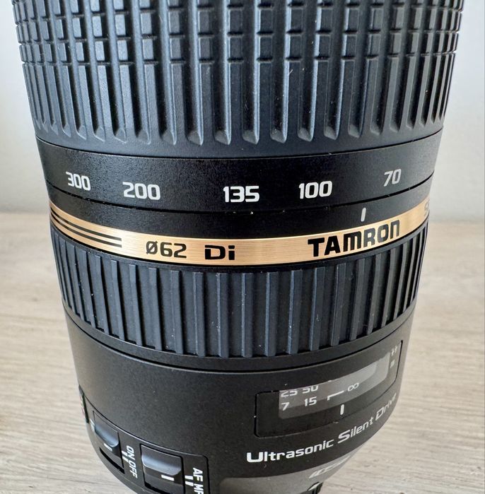 Tamton SP 70-300 mm F/4-5.5 stan bardzo dobry. Nikon.