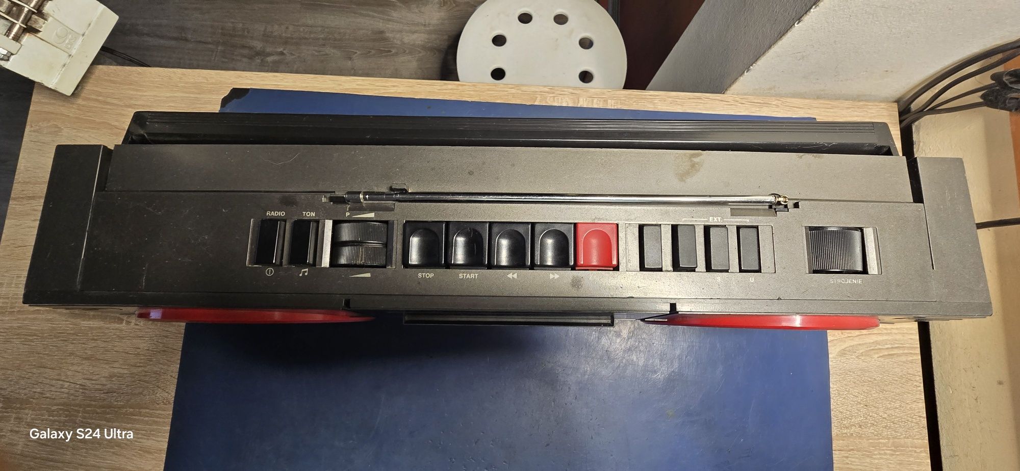 Radiomagnetofon unitra rms 475a sprawny do lekkiej poprawy