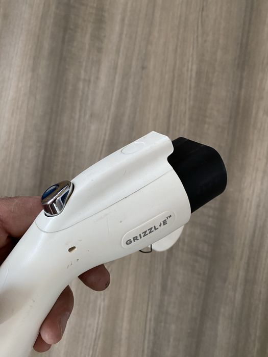 Штекер, конектор зарядної станції для ID4